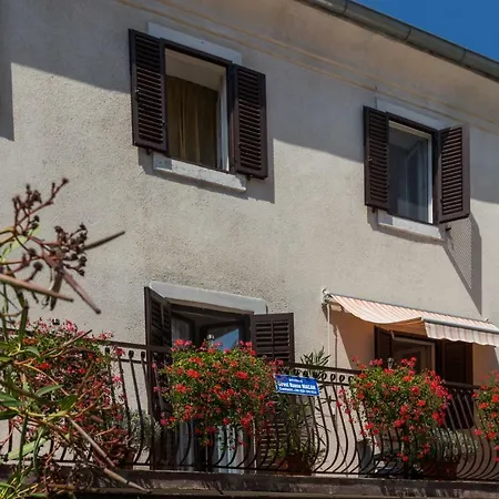 Гостевой дом Robert I Mirna Бале