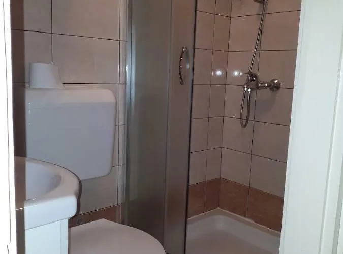 Vendégház Robert I Mirna