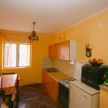 Maison d'hôtes Robert I Mirna Bale